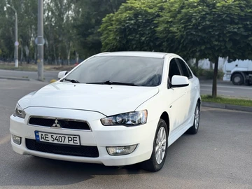 Авто Mitsubishi Lancer 2015 № 7935339