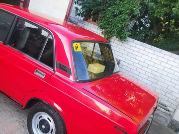 Авто ВАЗ 2107 1983 № 7935346