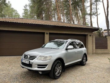 Авто Volkswagen Touareg 2008 № 7935361