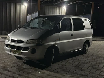 Авто Hyundai H1 Starex  1998 № 7935452