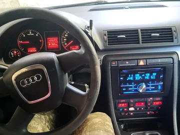 Авто Audi A4 2007 № 7935454