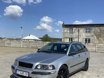 Авто Volvo V40 Kombi 2003 № 7935475
