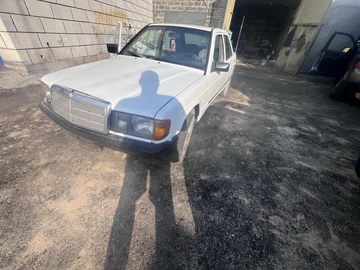 Авто Mercedes 190 1988 № 7935477