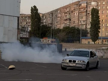 Авто BMW 3 Серия 1998 № 7935525