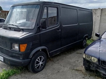 Авто Mercedes Mb 1993 № 7935727