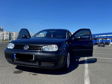 Авто Volkswagen Golf 1999 № 7935798