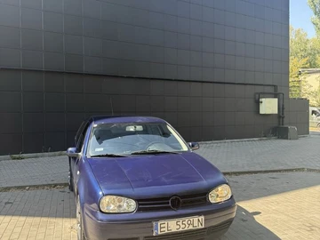 Авто Volkswagen Golf 2001 № 7935834