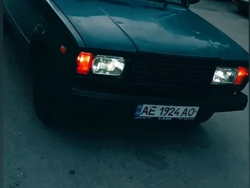 Авто ВАЗ 2107 2000 № 7935917