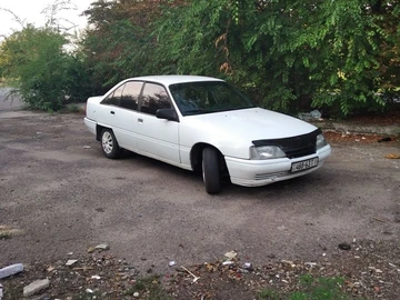Авто Opel Omega 1987 № 7936062