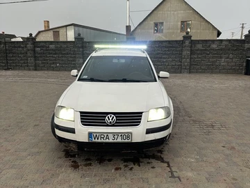 Авто Volkswagen Passat Variant 2001 № 7936091