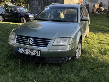 Авто Volkswagen Passat Variant 2001 № 7936094