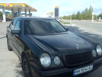 Авто Mercedes 220 1999 № 7936156