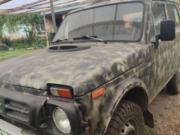 Авто ВАЗ 2121 1985 № 7936200