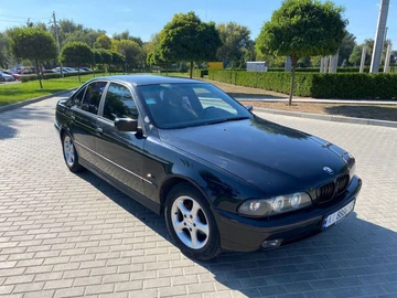Авто BMW 5 Серия 2000 № 7936206