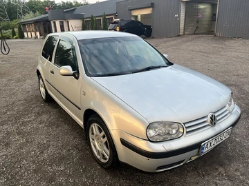 Авто Volkswagen Golf 1998 № 7936213
