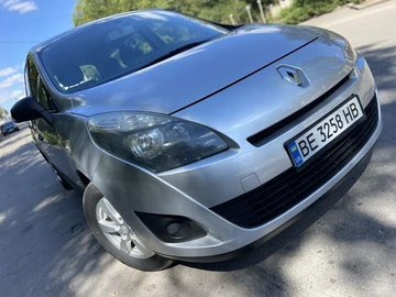 Авто Renault Grand Scenic 2010 № 7936214