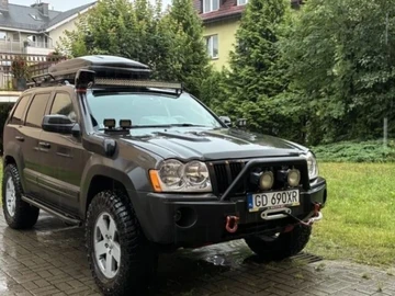 Авто Jeep Grand Cherokee 2005 № 7936249