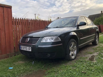 Авто Volkswagen Passat Sedan 2004 № 7936316
