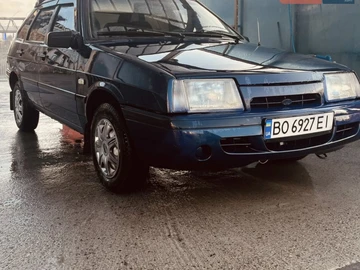 Авто ВАЗ 2109 1998 № 7936327