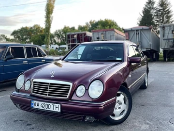 Авто Mercedes 230 1996 № 7936449