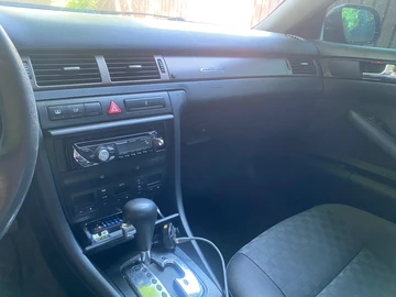 Авто Audi A6 2000 № 7936469