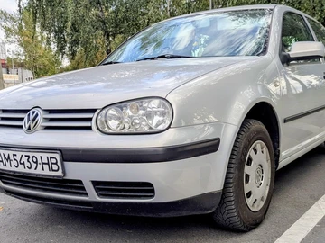 Авто Volkswagen Golf 1999 № 7936494