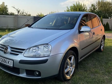 Авто Volkswagen Golf 2005 № 7936600