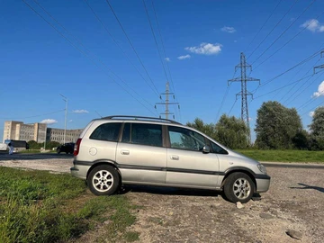 Авто Opel Zafira 2004 № 7936658