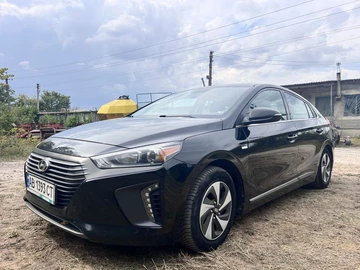 Авто Hyundai Ioniq 2017 № 7936664