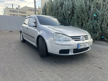 Авто Volkswagen Golf 2004 № 7936787