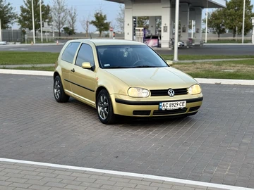 Авто Volkswagen Golf 1999 № 7937034