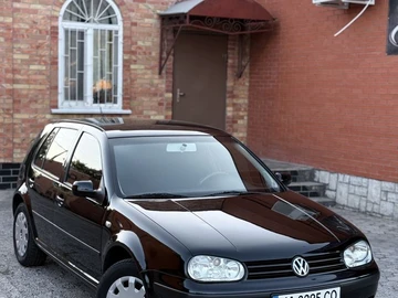Авто Volkswagen Golf 2001 № 7937073