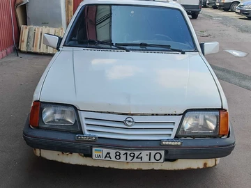 Авто Opel Ascona 1986 № 7937106