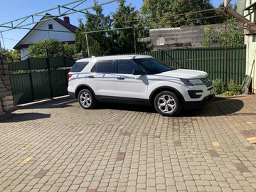 Авто Ford Explorer 2016 № 7937149