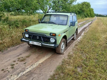 Авто ВАЗ 2121 1991 № 7937160