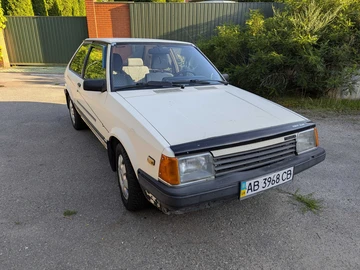 Авто Mazda 323 1985 № 7937162