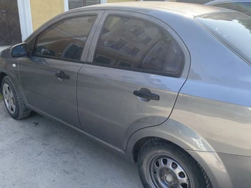 Авто Chevrolet Aveo 2008 № 7937211