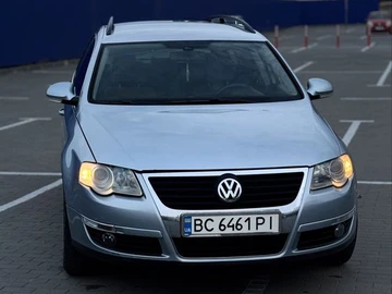 Авто Volkswagen Passat Variant 2005 № 7937269