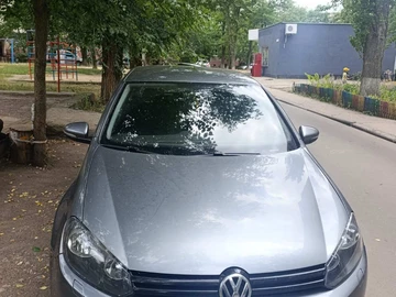 Авто Volkswagen Golf 2010 № 7937284