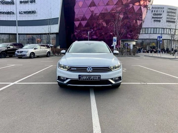 Авто Volkswagen Passat Variant 2017 № 7937304