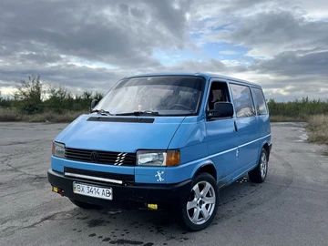 Авто Volkswagen Transporter 1993 № 7937311