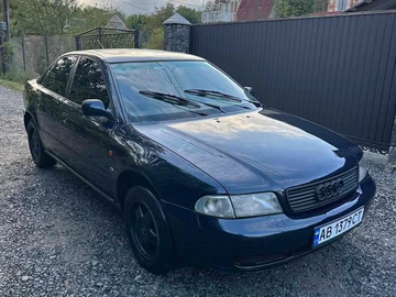 Авто Audi A4 1995 № 7937354