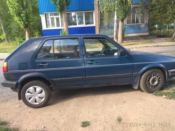 Авто Volkswagen Golf 1991 № 7937402