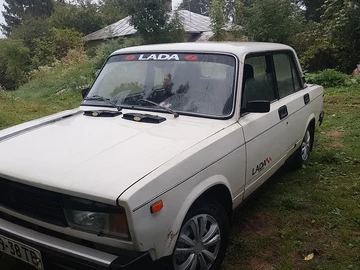 Авто ВАЗ 2105 1981 № 7937410