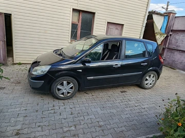 Авто Renault 4 2004 № 7937414