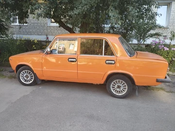 Авто ВАЗ 2101 1988 № 7937536