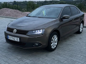 Авто Volkswagen Jetta 2011 № 7937548
