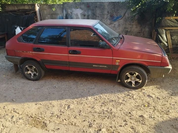 Авто ВАЗ 2109 1996 № 7937609