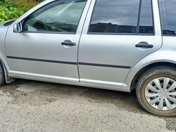 Авто Volkswagen Golf 2003 № 7937655