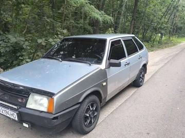 Авто ВАЗ 2109 1998 № 7937673